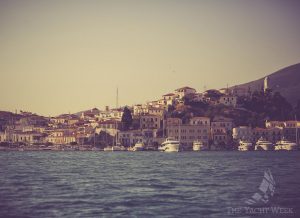 dest_poros_main_lovethiscitytv