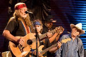Willie Nelson & Family_lovethiscitytv