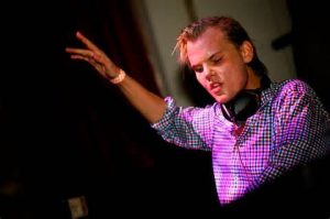 avicii 2_lovethiscity