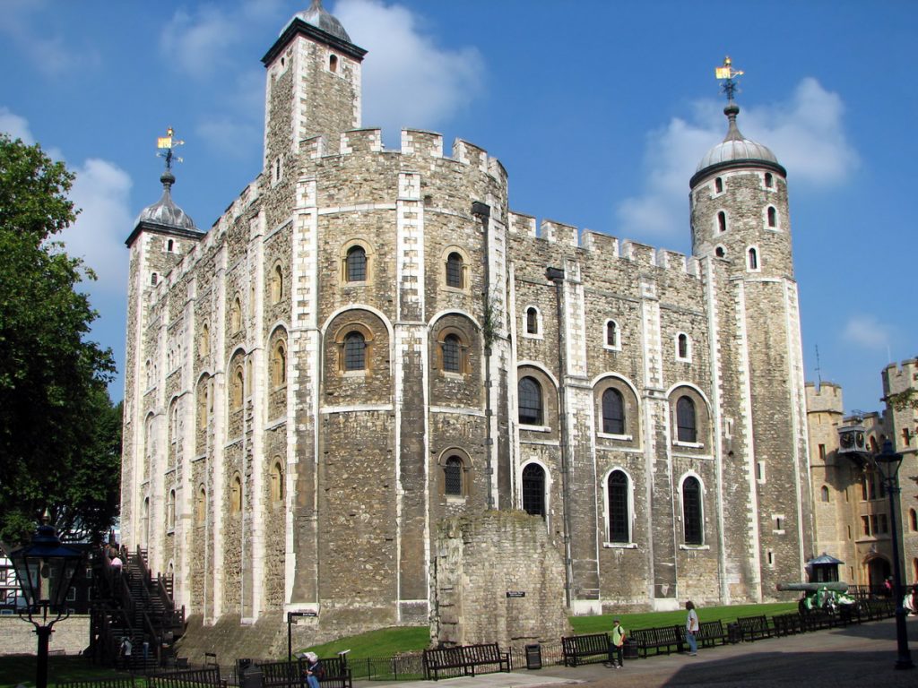 Tower_of_London_White_Tower_Lovethiscitytv