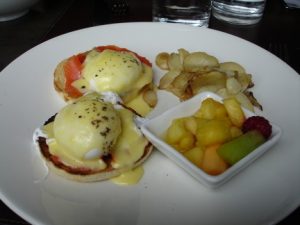 Brunch at Brassaii.  Image courtesy of blogto.com