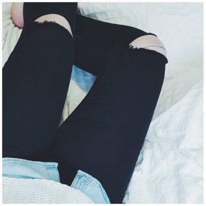 knee slits
